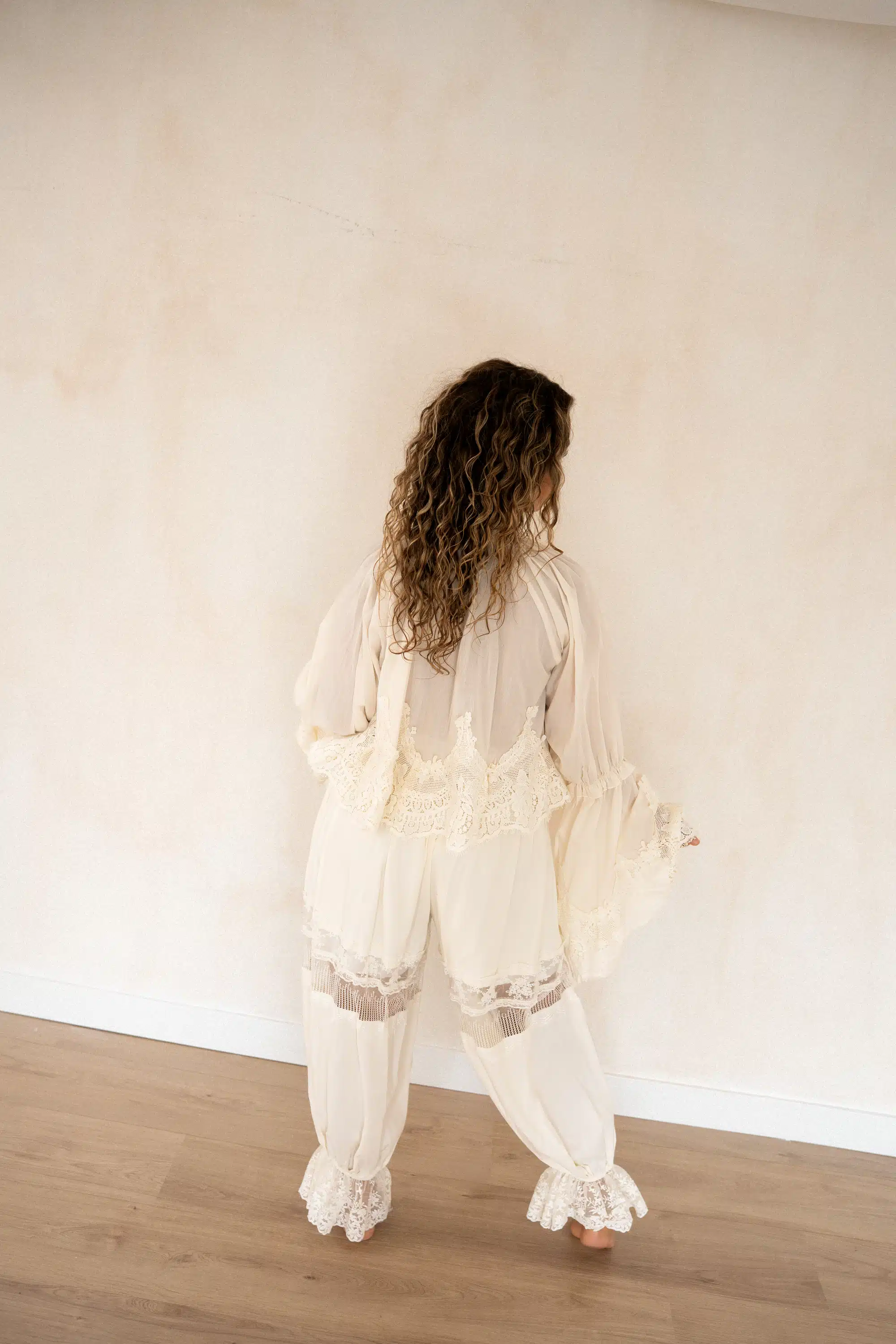 Dia Lace Ballon Pants Beige - Afbeelding 2