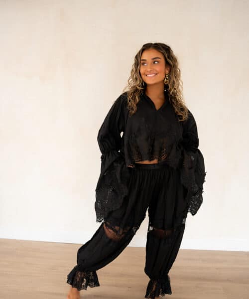 Alternative view of Dia Lace Ballon Pants Black