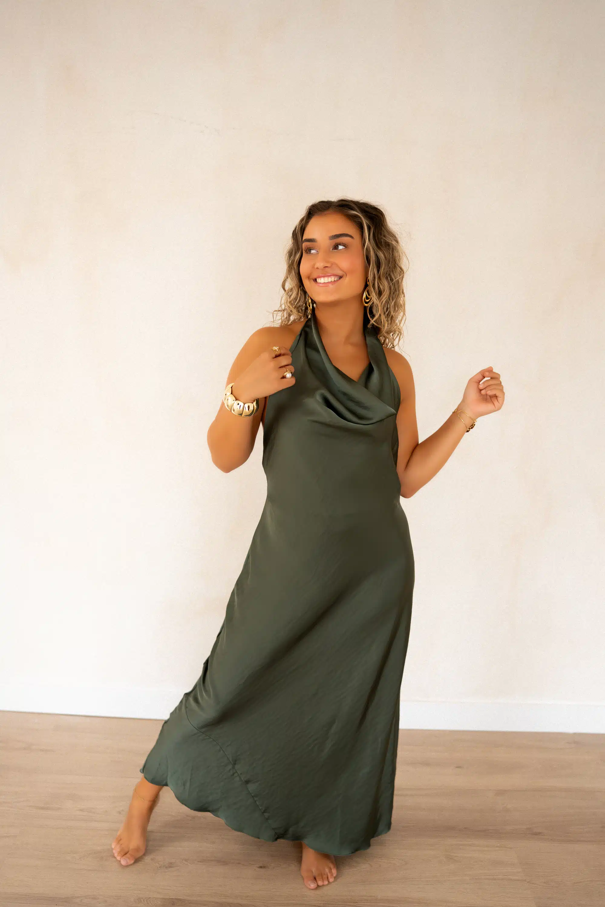 Maria Satin Dress Khaki - Afbeelding 3