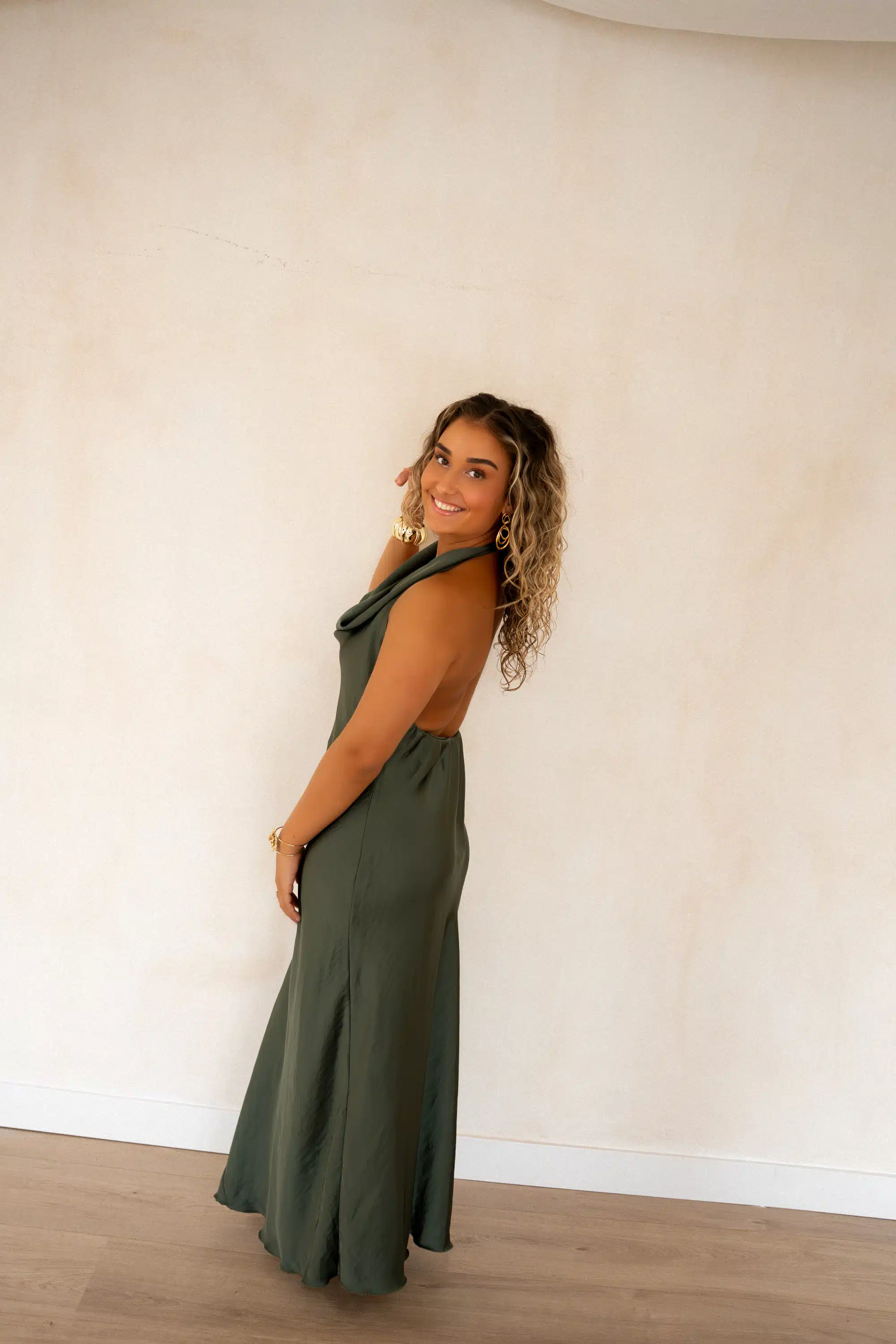 Maria Satin Dress Khaki - Afbeelding 4