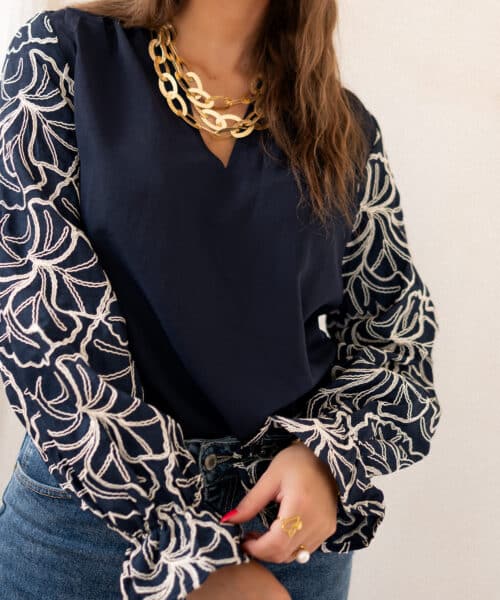 Alternative view of Lofty Manner Top Isuna Dark Blue