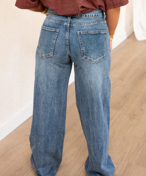 Alternative view of Daisy Straight Leg Jeans 1367