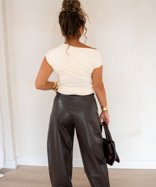 Alternative view of Larissa Leather Balloon Brown